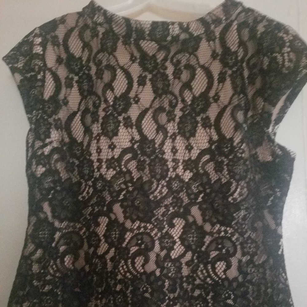 New York and Company woman's top Size XL